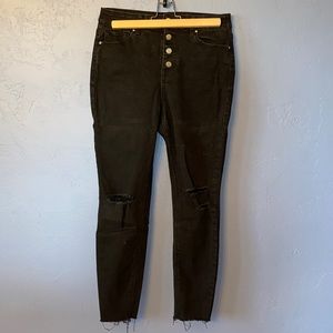 Black Distressed Jeans